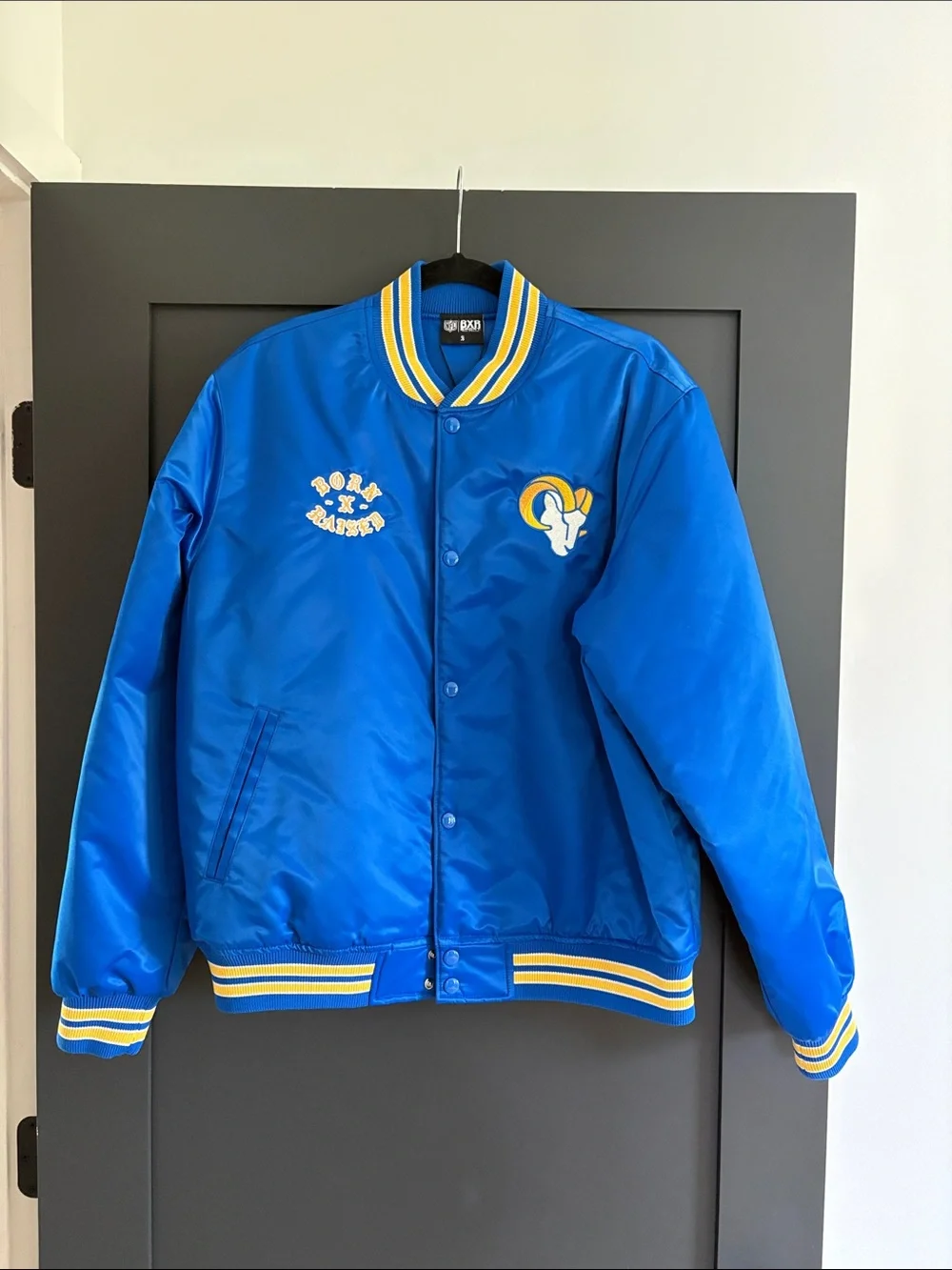 Born x Raised NFL Los Angeles Rams House Satin Bomber Jacket Small LA Football